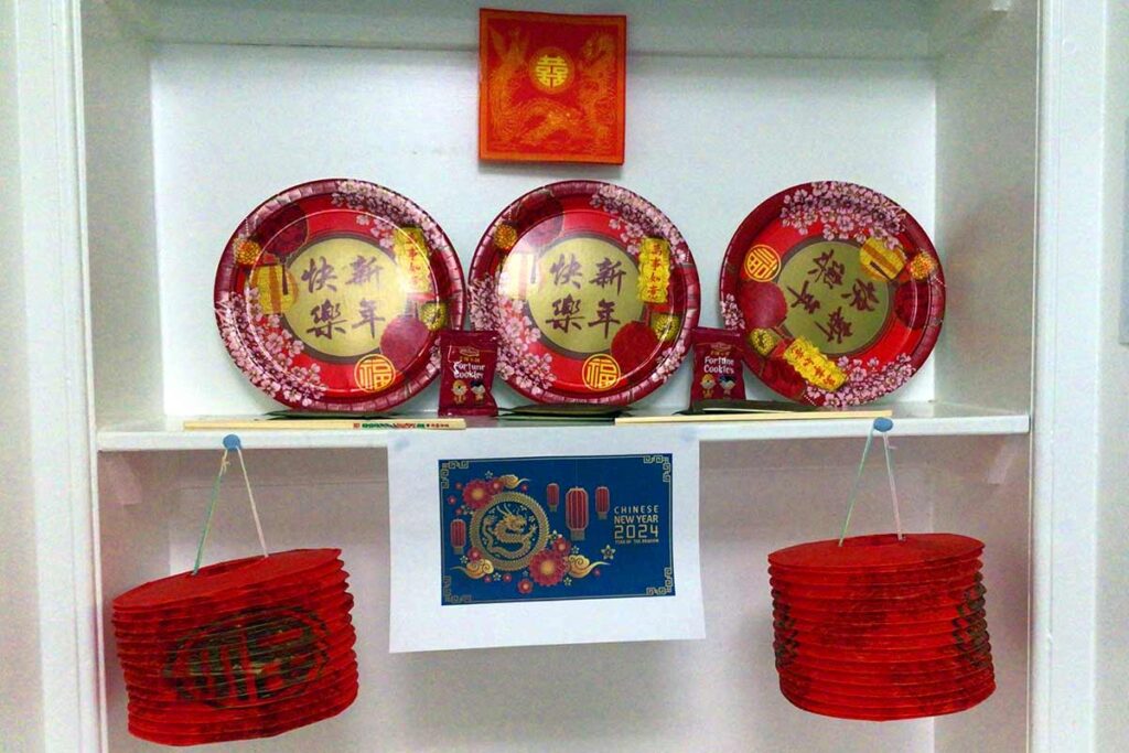 peebles chinese decor lanterns